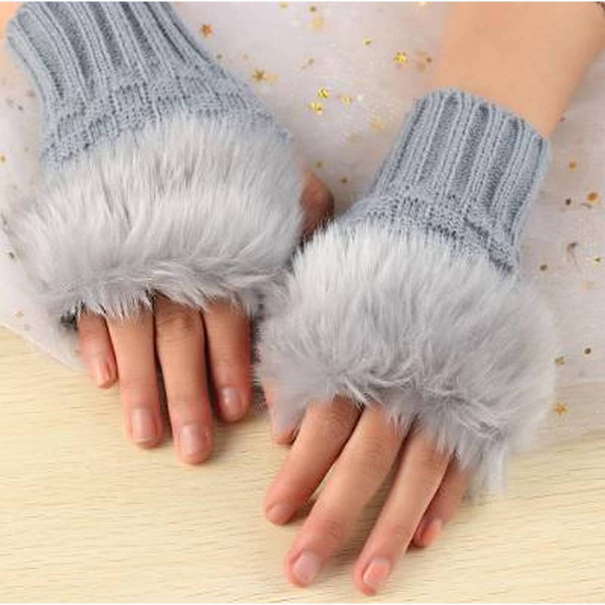 Fancy Winter Wool Gloves for Women - REVEL.PK